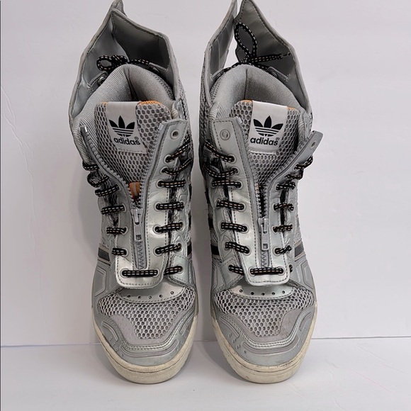 Jeremy Scott Wings x Adidas 
2.0 JS Obyo Metallic Silver
Sneakers - Picture 14 of 16